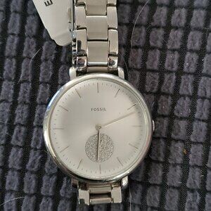 Fossil Women’s Silver Stainless Steel Watch ES4437 – New With Tag